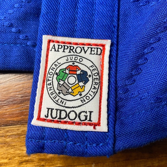 IJF Approved Mizuno Yusho Judo Gi - Size 3 (Blue) - Picture 3 of 7